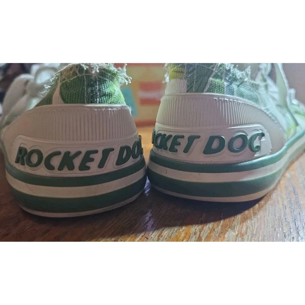 ROCKET DOG Jazzin Sneakers Women's 8‎ Leaf Green